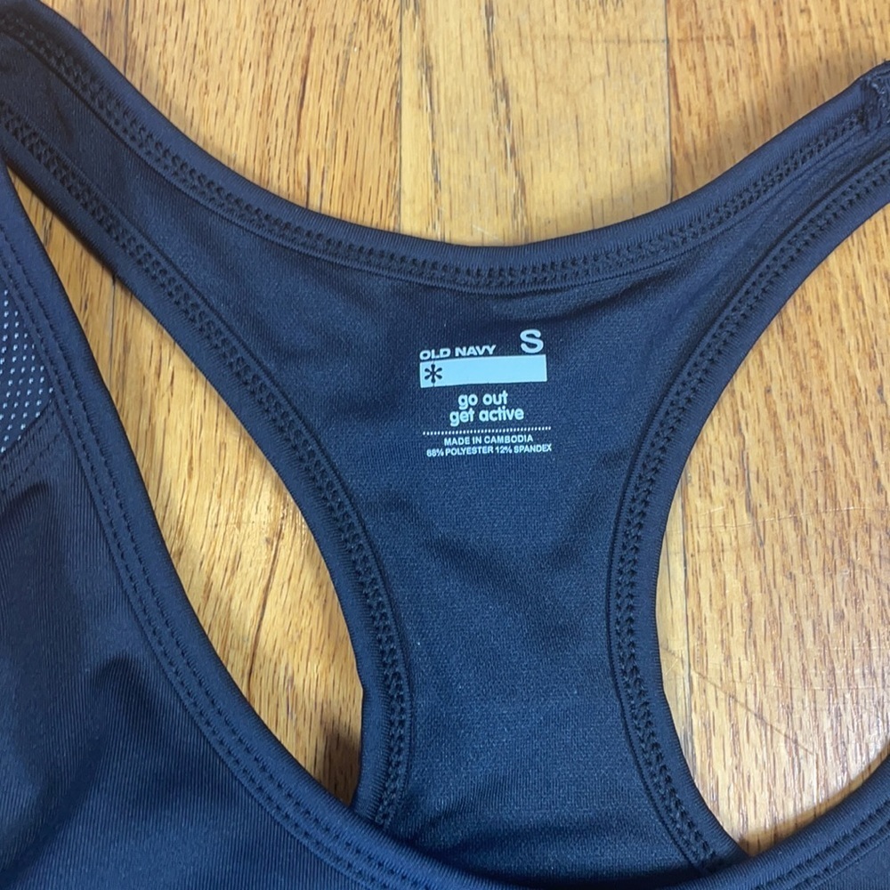 Old Navy active - Picture 3 of 4